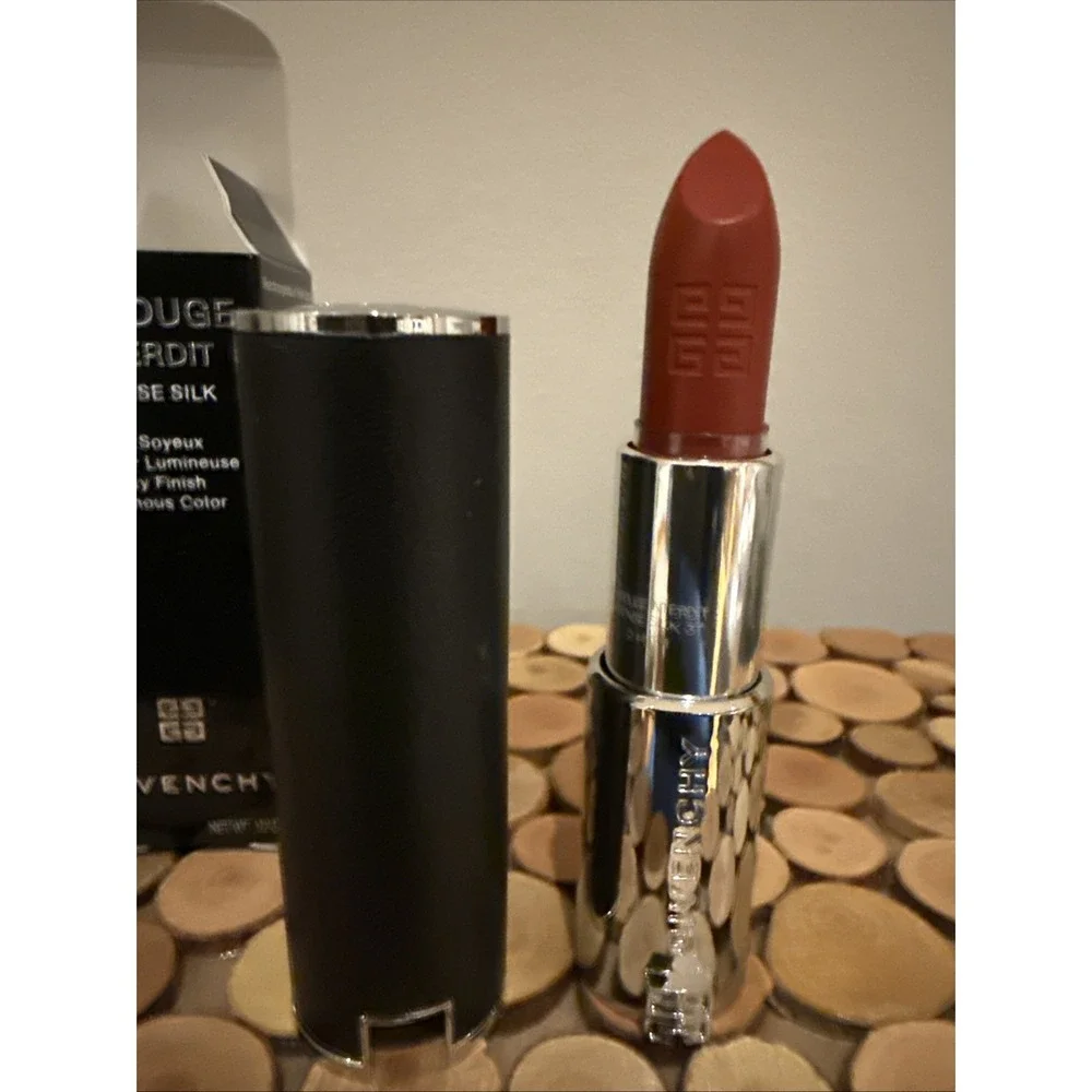 Givenchy le rouge